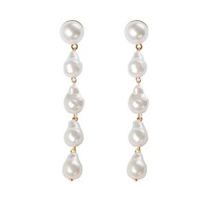 Lustrous Pearl Dangle Earrings